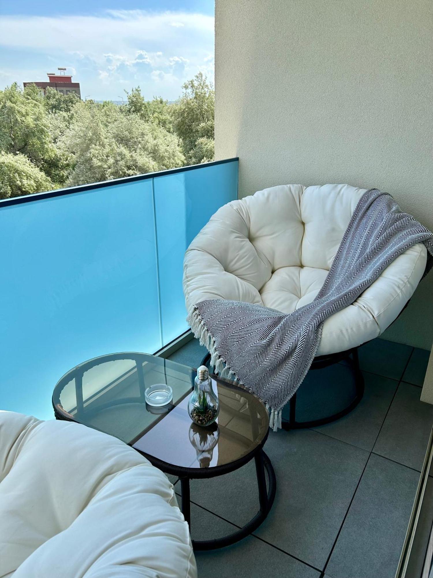 Dis Mamaia Nord Lägenhet Constanţa Exteriör bild